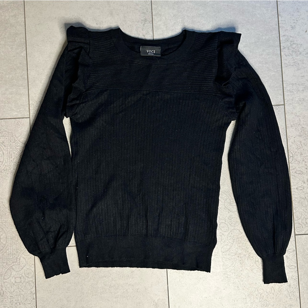 Vici Sweater - image 1